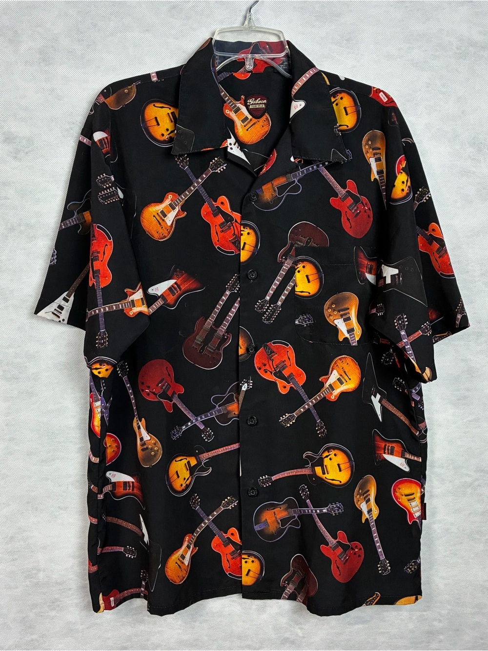 Gibson Tour Wear Shirt Men's Large Button Down Short Sleeve Rock N' Roll Guitar